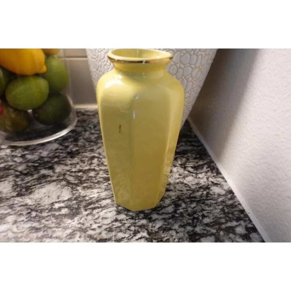 Vintage‎ Japanese Mustard Yellow Hexagonal Vase Gold Rickshaw Floral Art 6